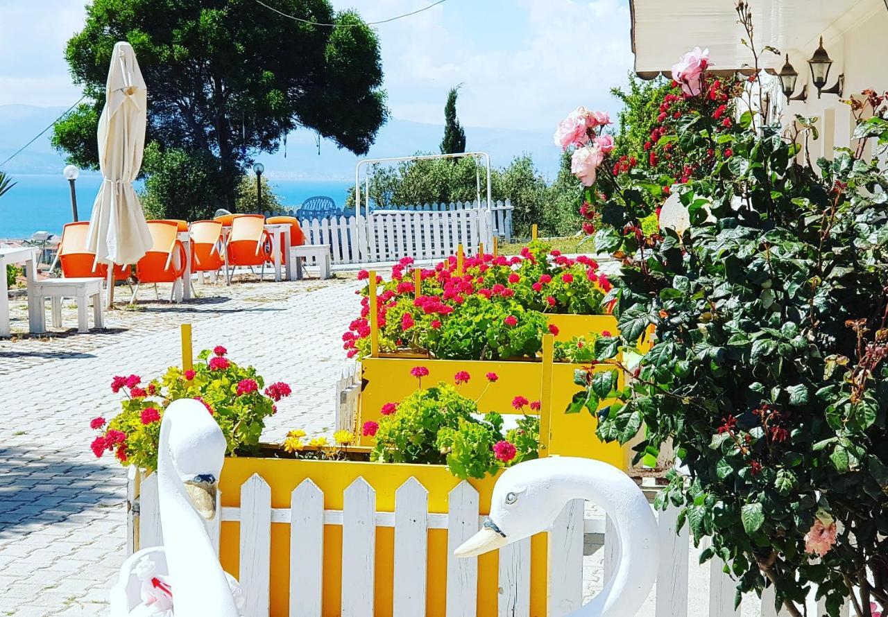Ciftlik Hotel Cesme Exterior photo
